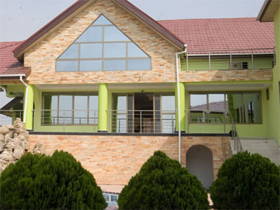 Crown Liberty Hotel Accra Exterior photo