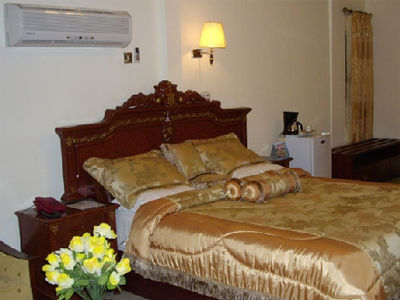 Crown Liberty Hotel Accra Room photo